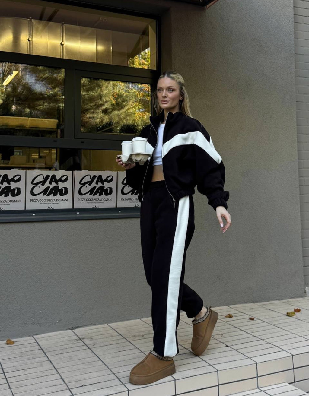 Σετ φόρμα ζακέτα με παντελόνα και σχέδιο με ρίγα - Μαύρο