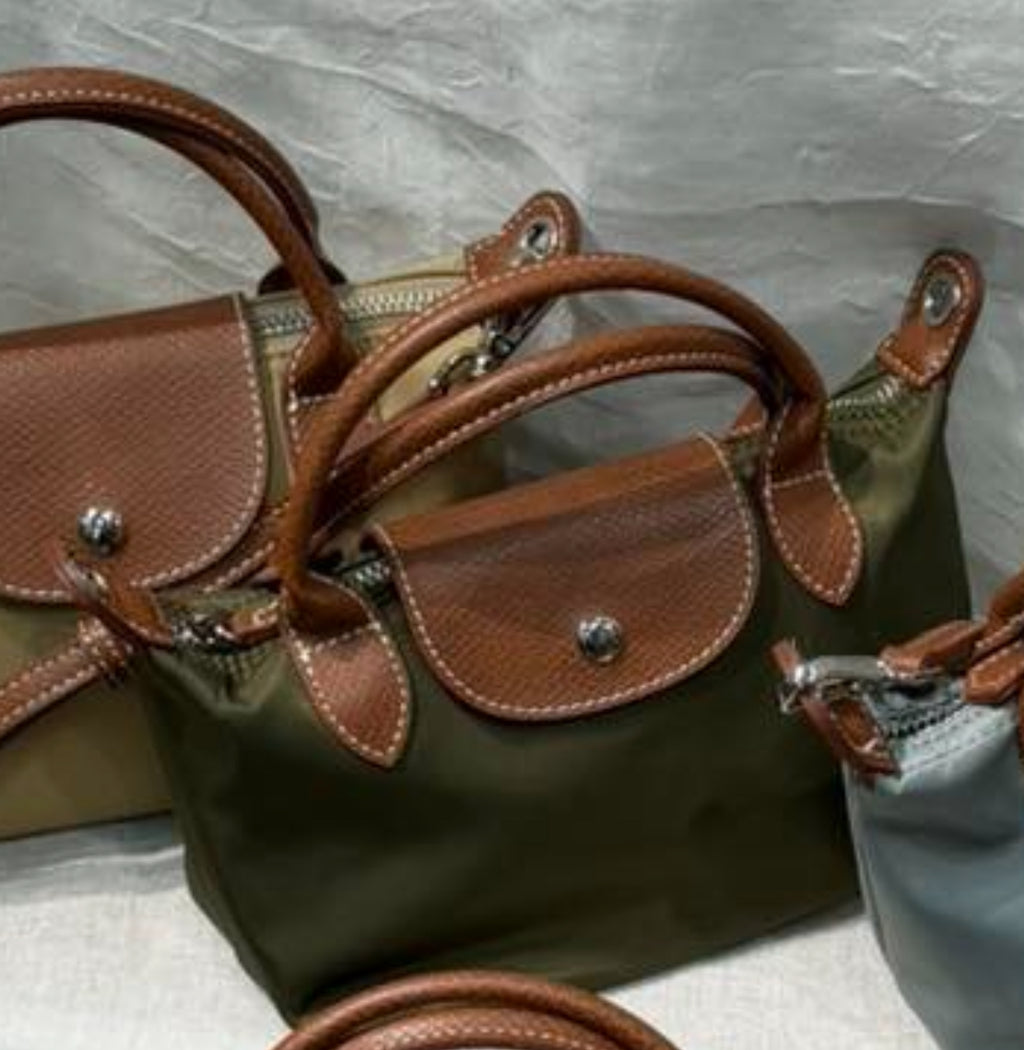 Μίνι τσαντάκι ώμου με χειρολαβή και ρυθμιζόμενο λουράκι