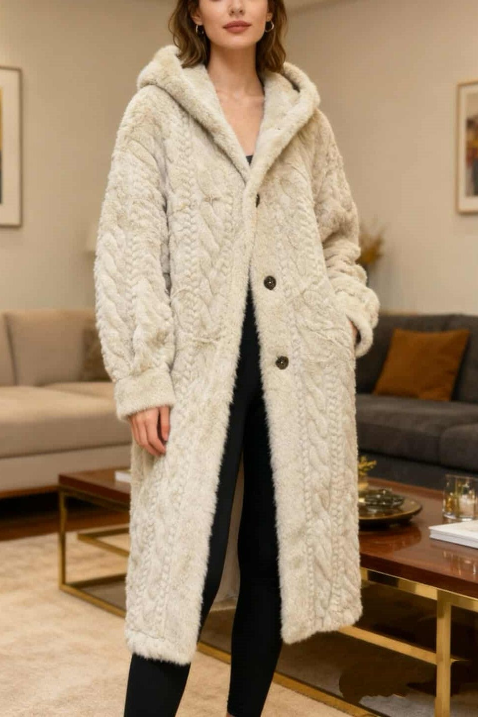 Γούνινο παλτό με ανάγλυφες πλεξούδες και κουκούλα - Ταμπά