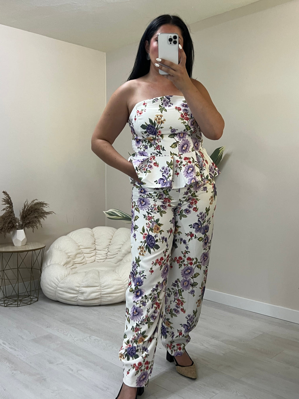 Floral σετ balloon παντελόνι και στράπλες peplum top - Λευκό με μωβ