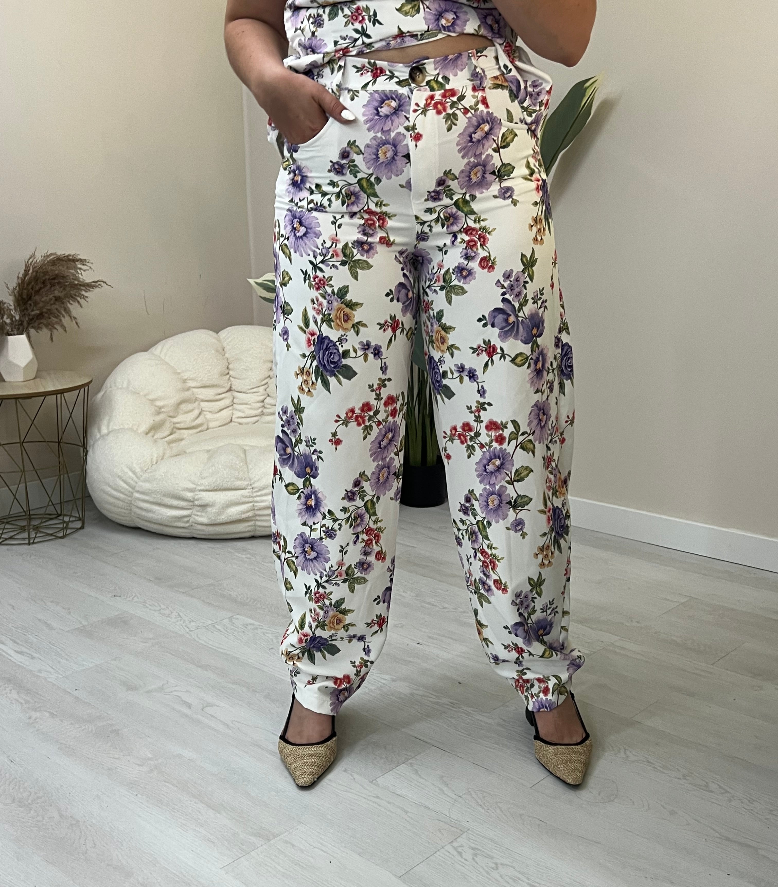 Floral σετ balloon παντελόνι και στράπλες peplum top - Λευκό με μωβ