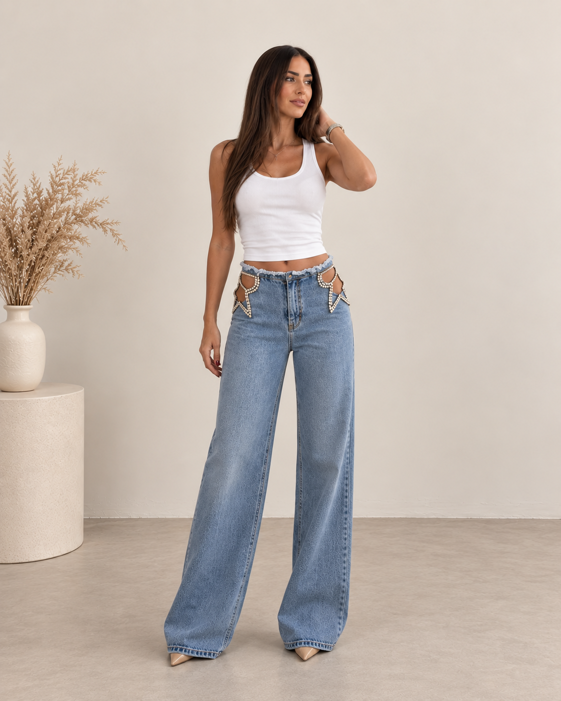 Denim cut out παντελόνι με στρας