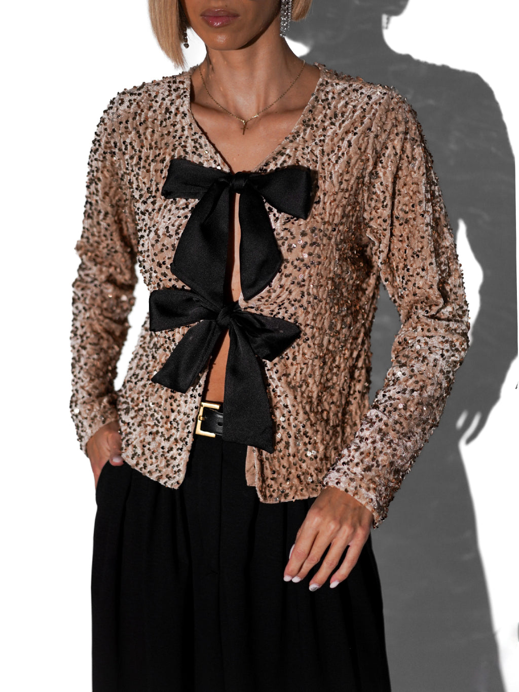 Cropped velvet μπλούζα με κεντητή παγιέτα - Χρυσό