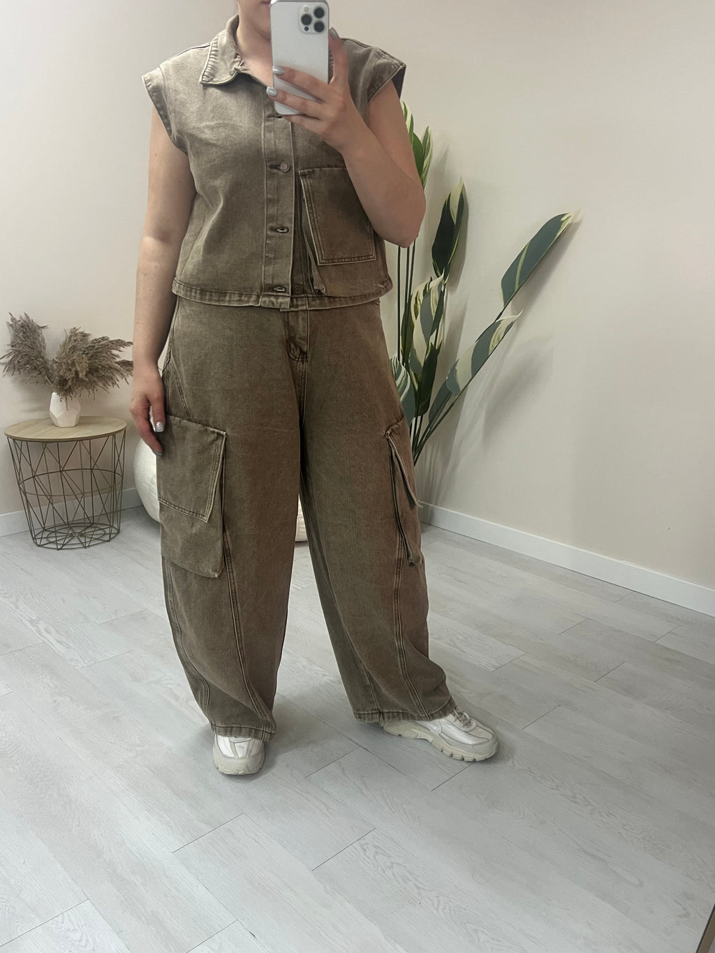 Denim πετροπλυμένο set cargo παντελόνι και γιλέκο