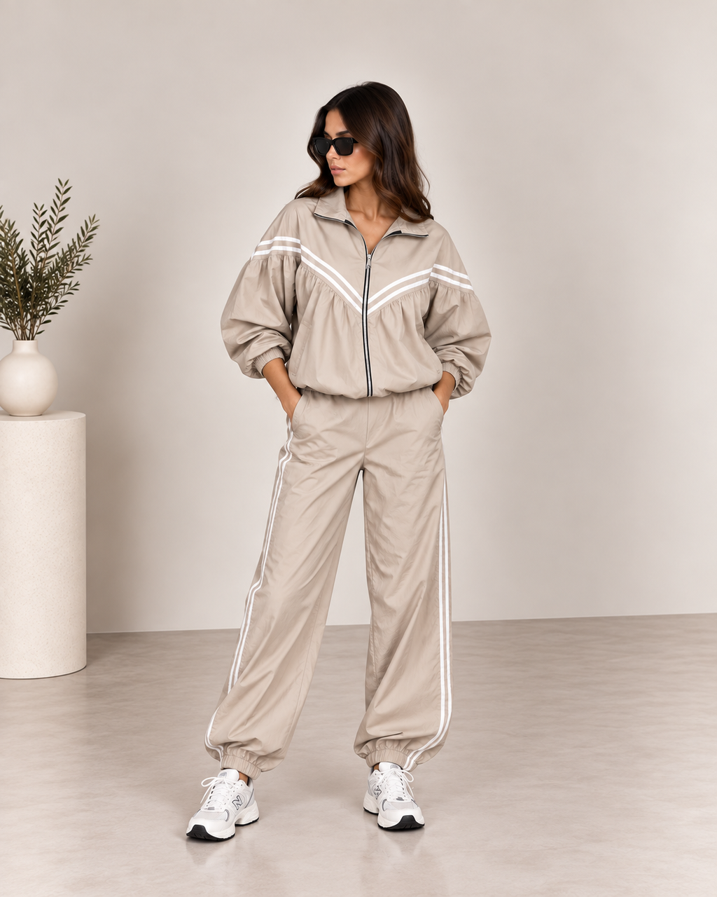 Αντιανεμικό σετ bomber jacket με παντελόνι με λάστιχο στο τελίωμα - Μπεζ