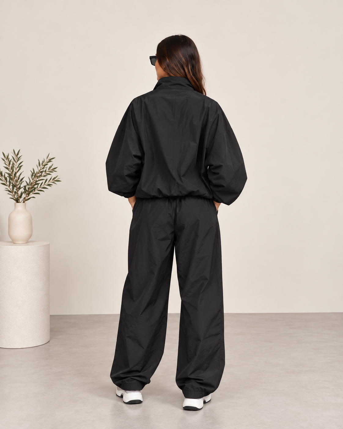 Αντιανεμικό σετ bomber jacket με παντελόνι με λάστιχο στο τελίωμα - Μαύρο