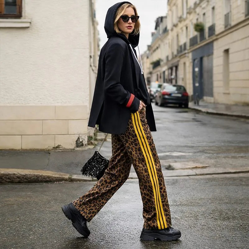 Animal print παντελόνα με κίτρινες ρίγες στο πλάι