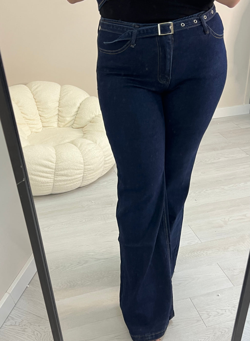 Ψηλόμεσο denim παντελόνι με κρυφό κουμπί και ζώνη - Μπλε