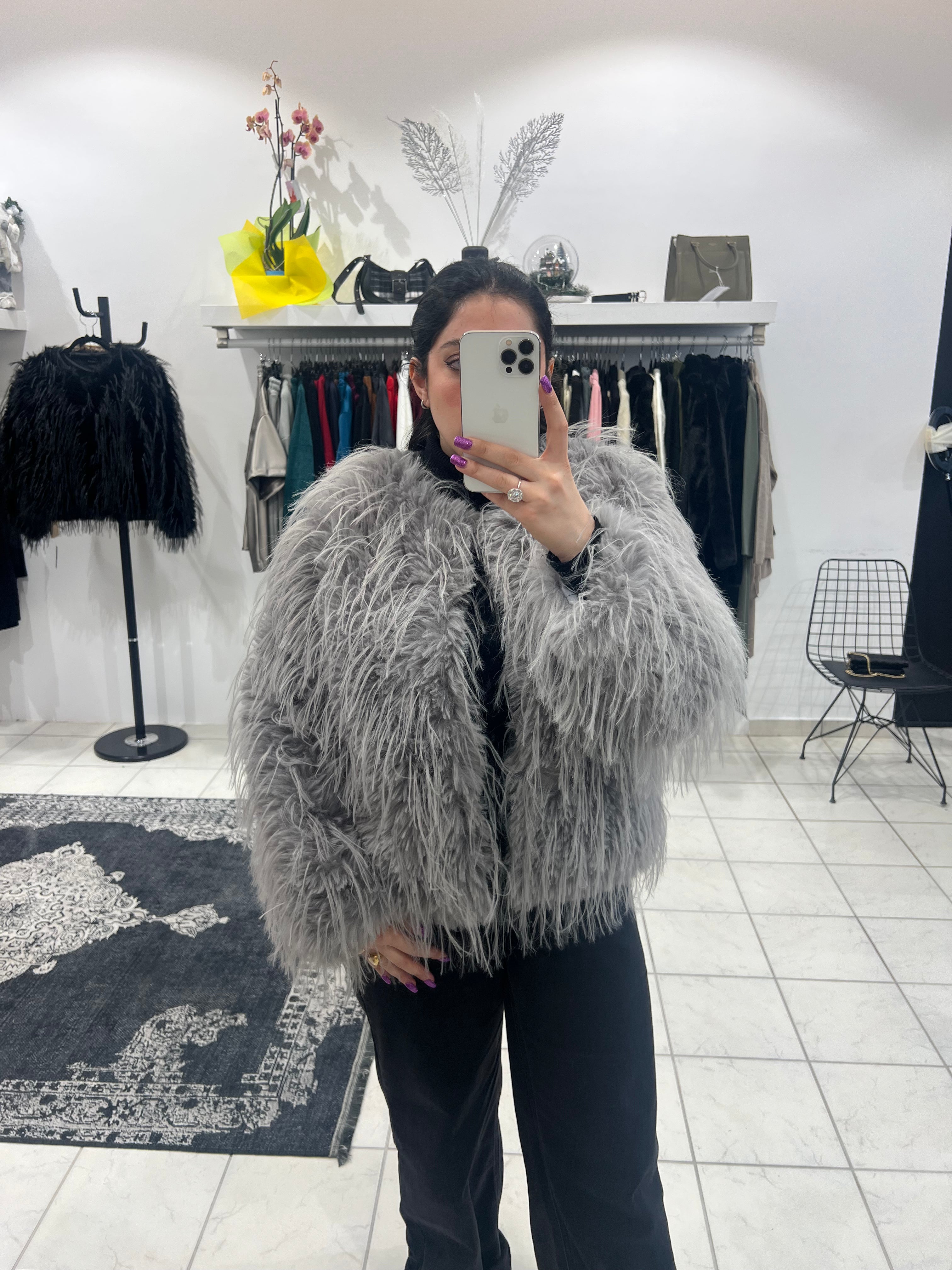 Μακρυμάνικη γούνα με πυκνή τρίχα - Γκρι