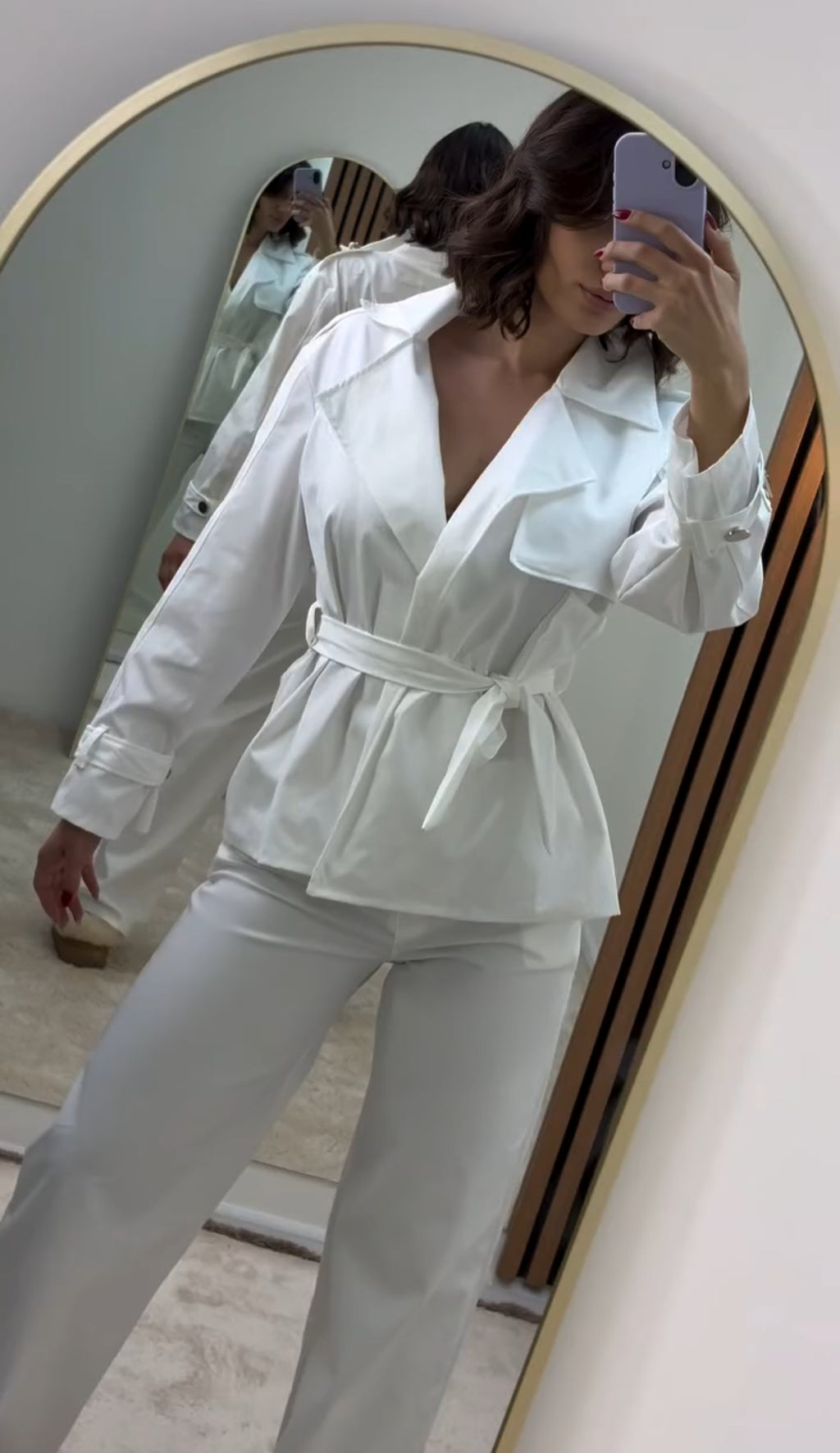 Denim καμπαρντινέ σετ σακάκι με ζώνη και παντελόνι με κουμπί - Λευκό