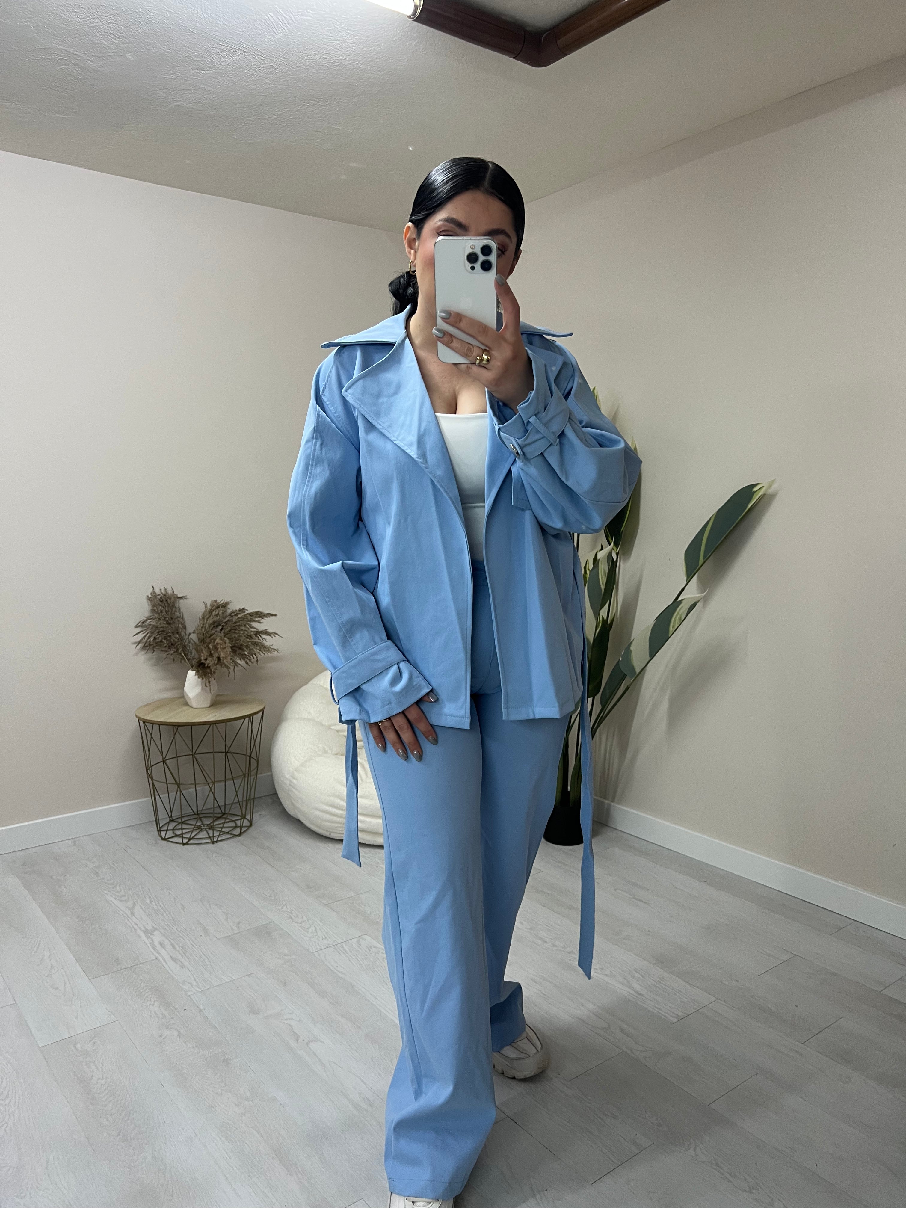 Denim καμπαρντινέ σετ σακάκι με ζώνη και παντελόνι με κουμπί - Γαλάζιο