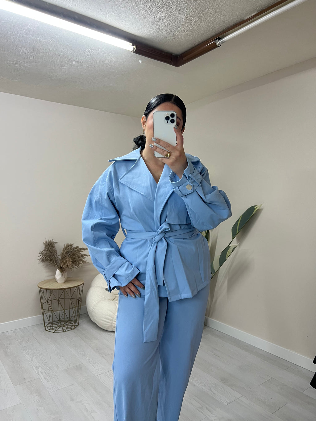 Denim καμπαρντινέ σετ σακάκι με ζώνη και παντελόνι με κουμπί - Γαλάζιο