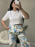 Crop top με βάτες στους ώμους - Λευκό