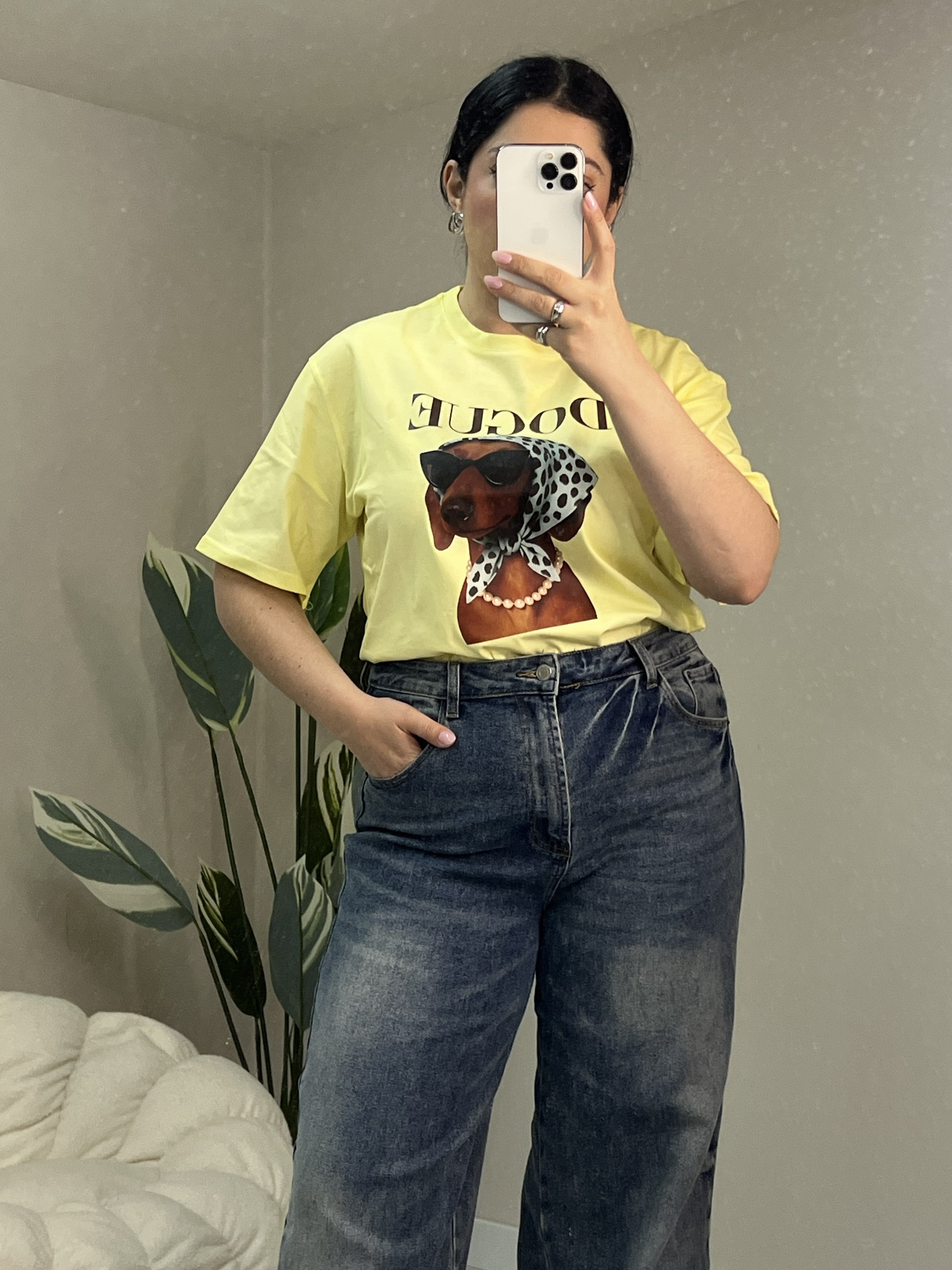Κοντομάνικο t-shirt με στάμπα στο μπροστά μέρος - Κίτρινο