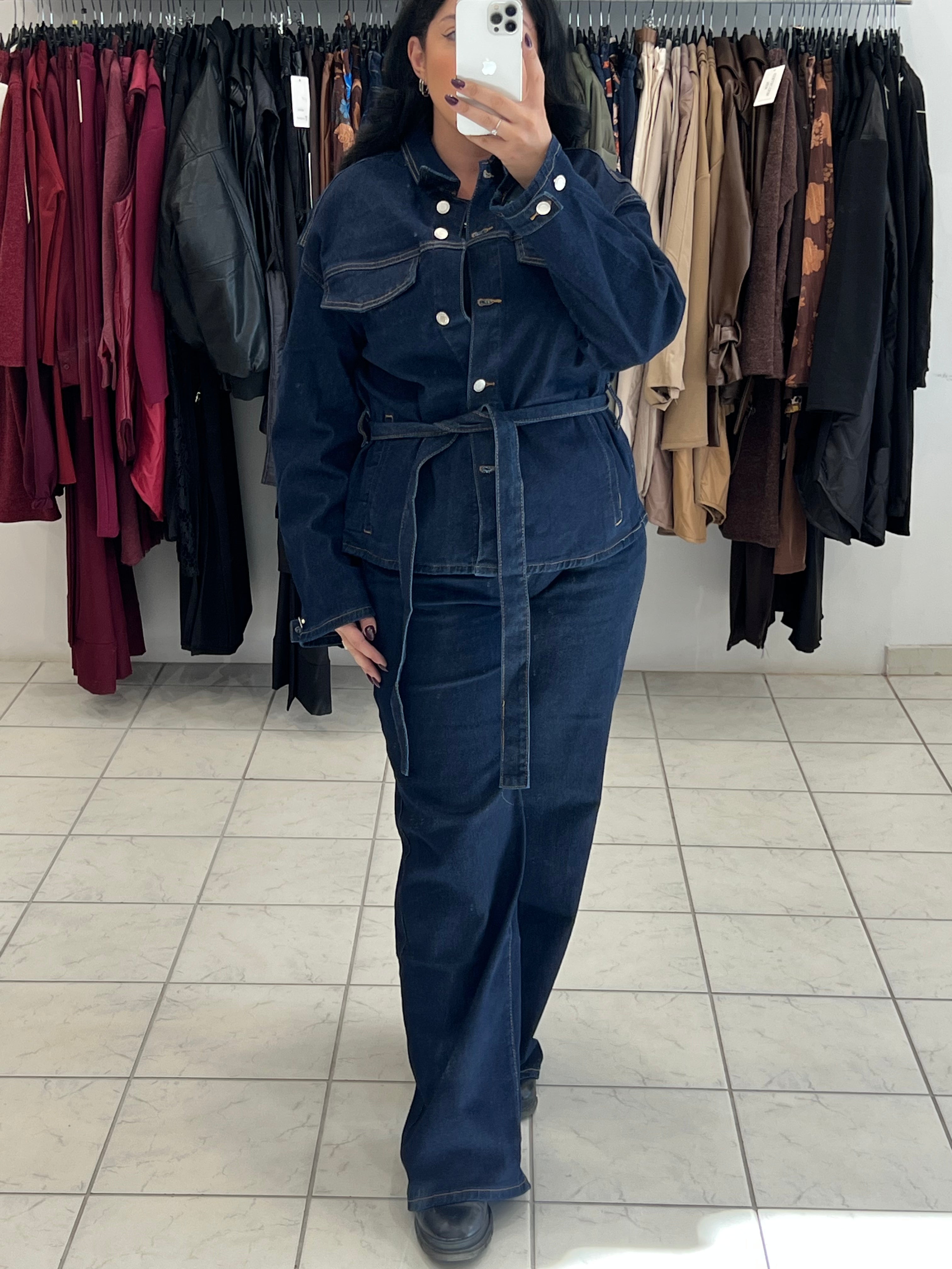 Denim set jacket με ζώνη & παντελόνι σε wide leg γραμμή με τσέπες