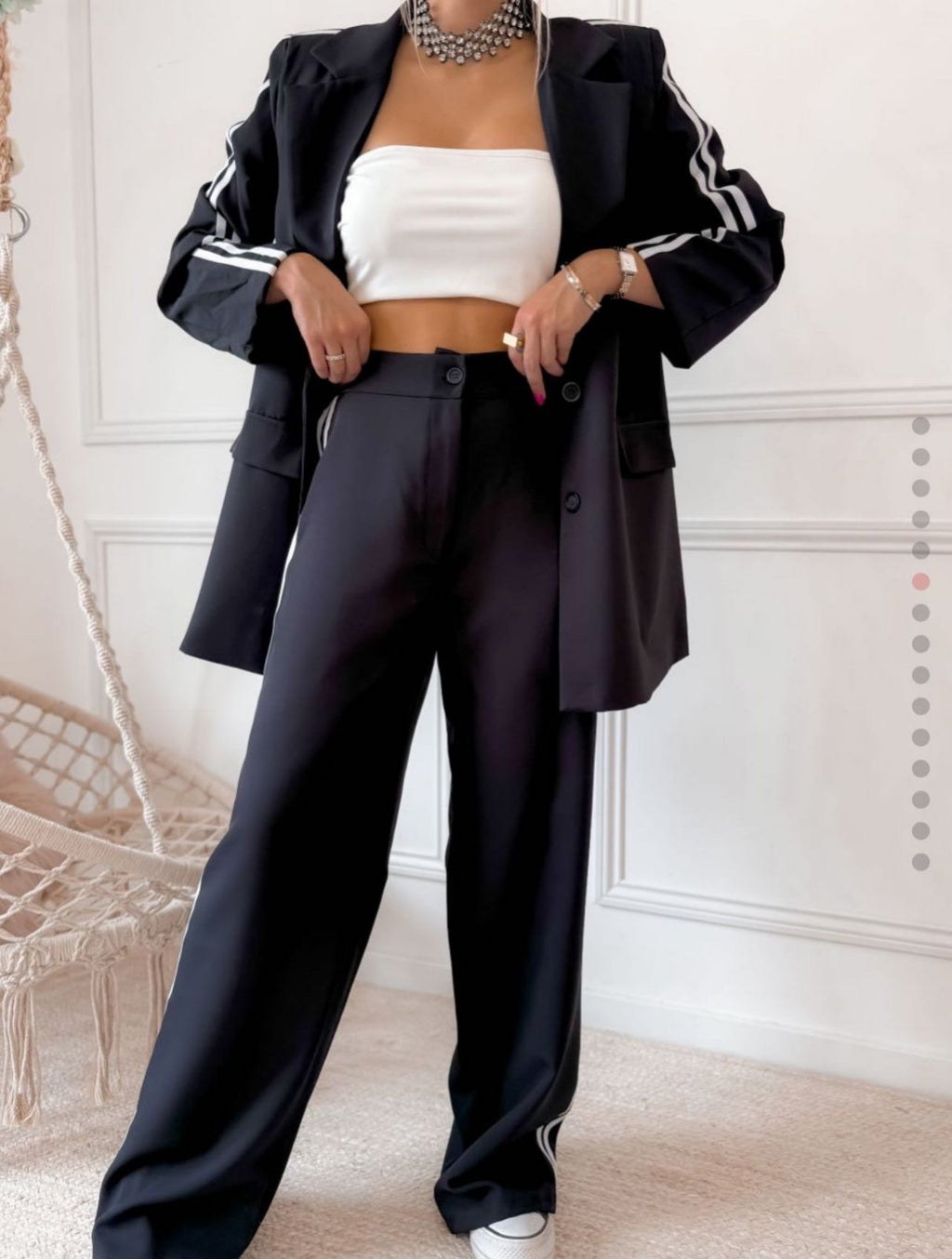 Σετ σακάκι & ψηλόμεσο παντελόνι με ρίγα στο πλάι - Μαύρο