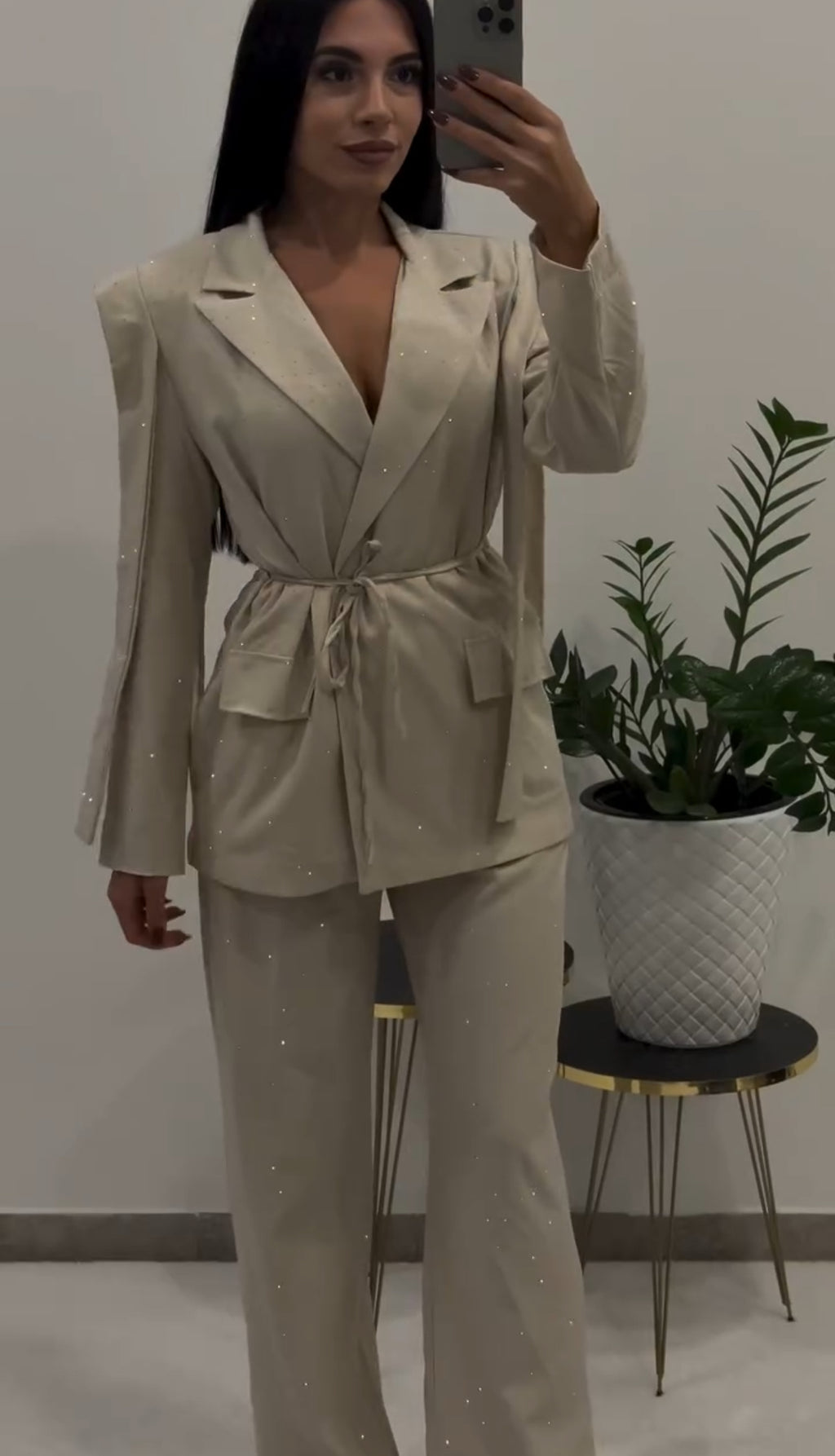 Σετ κοστούμι με στρας, δετό σακάκι και παντελόνι σε ίσια γραμμή - Μπεζ