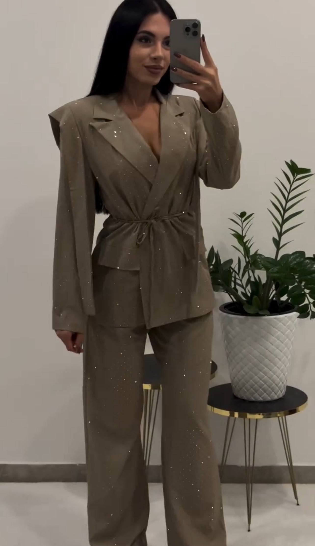 Σετ κοστούμι με στρας, δετό σακάκι και παντελόνι σε ίσια γραμμή - Πούρο