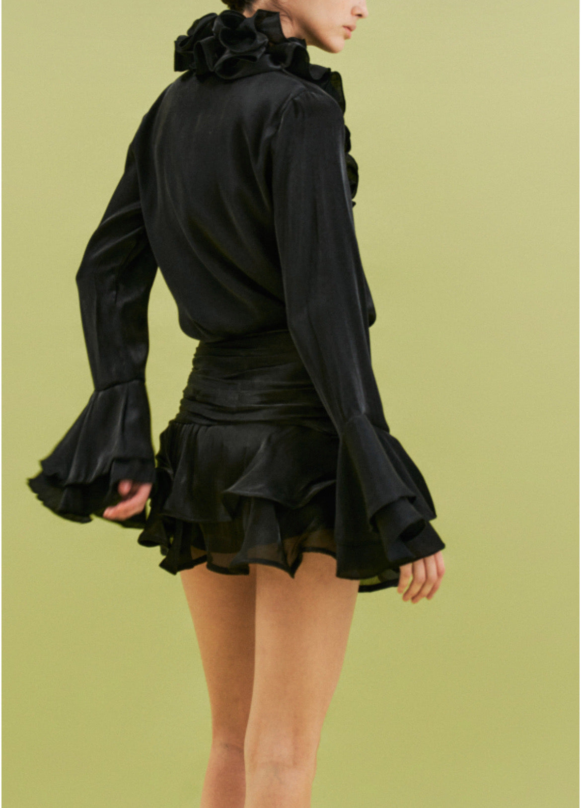 Μπλούζα με βολάν LUMINA - Μαύρο