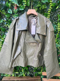 Oversized δερματίνη jacket με ασύμμετρο κλείσιμο - Χακί