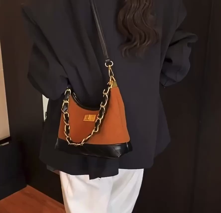 Hobo shoulder bag με δερματίνη λεπτομερείς