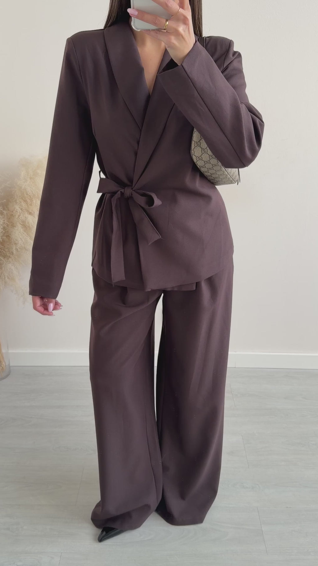 Σετ κοστούμι με δετό σακάκι - Σοκολατί