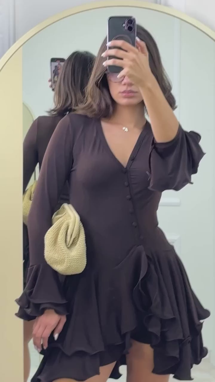 Φόρεμα με ενσωματομένο σορτς, "V" ντεκολτέ και κουμπιά - Μαύρο