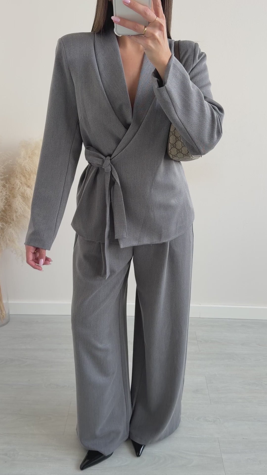 Σετ κοστούμι με δετό σακάκι - Γκρι