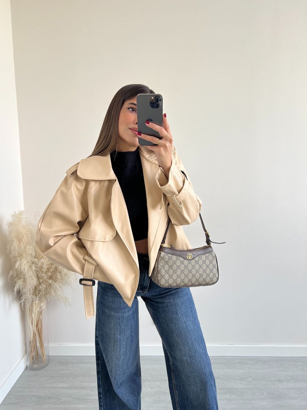 Oversized cropped δερματίνη jacket - Μπεζ
