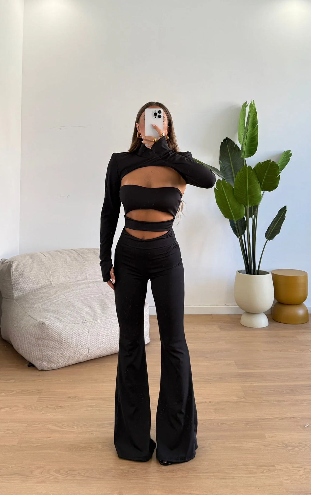 Ολόσωμη φόρμα με ανοίγματα - Μαύρο