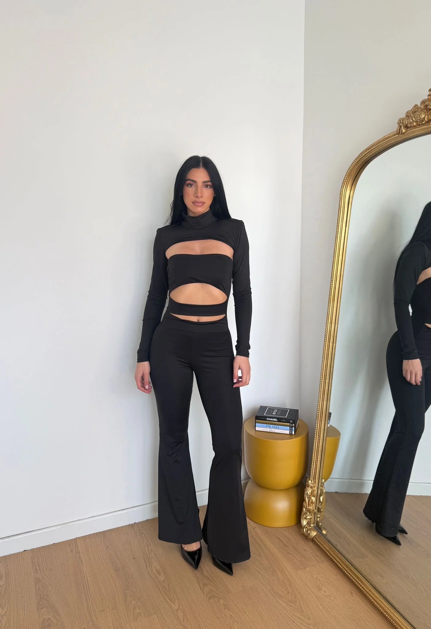 Ολόσωμη φόρμα με ανοίγματα - Μαύρο