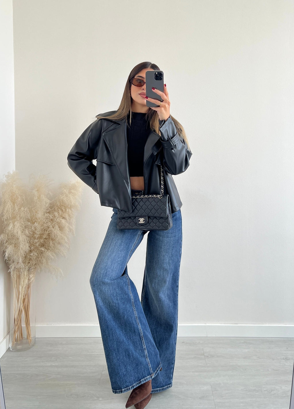 Oversized cropped δερματίνη jacket - Μαύρο