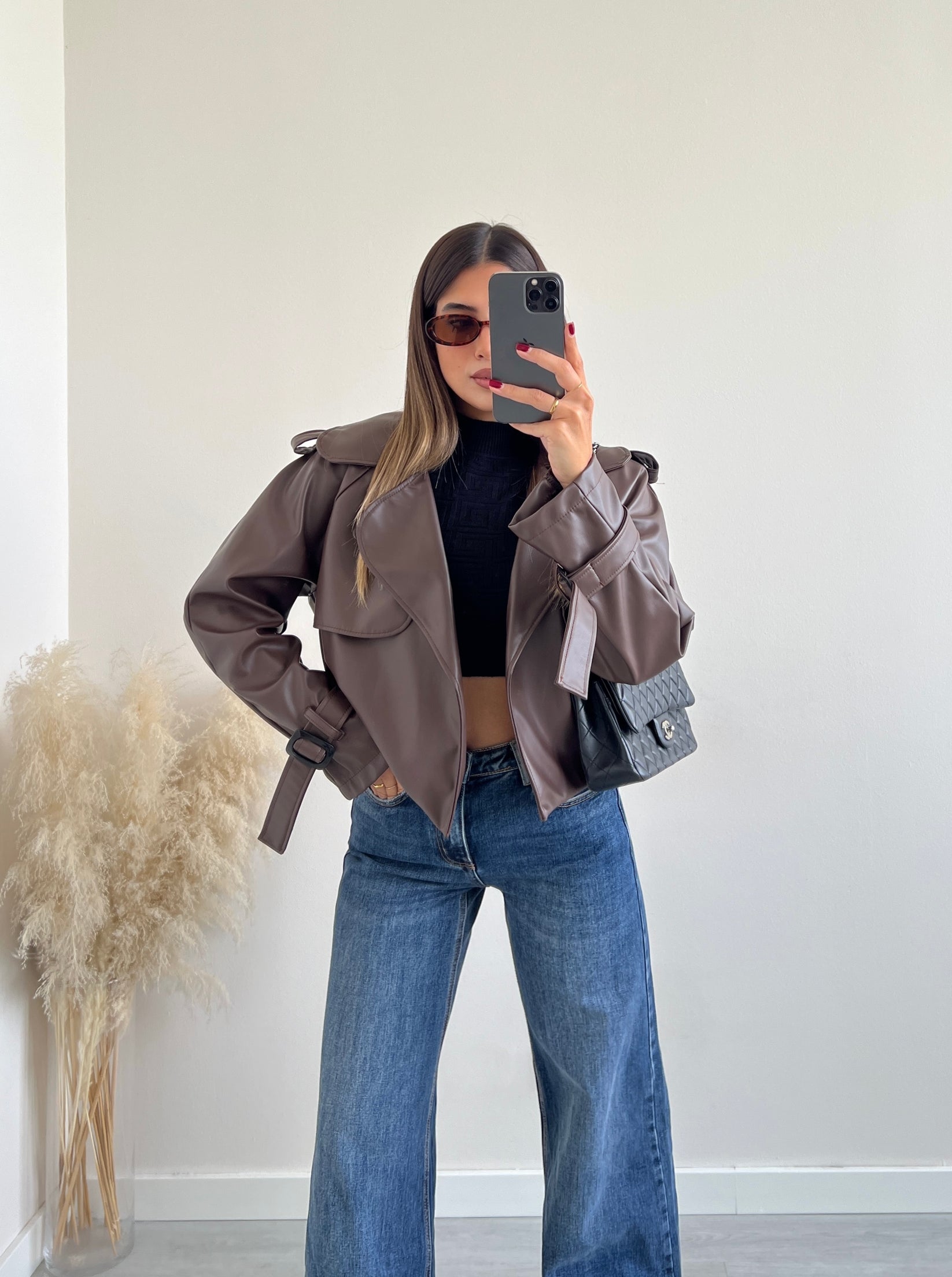 Oversized cropped δερματίνη jacket - Σοκολατί